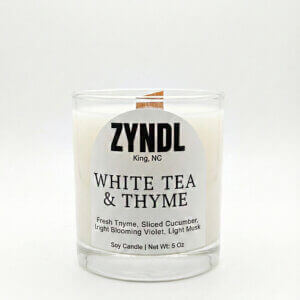 White tea and thyme scented candle