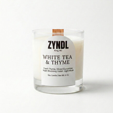 white tea & thyme Candle with white tea and thyme scent
